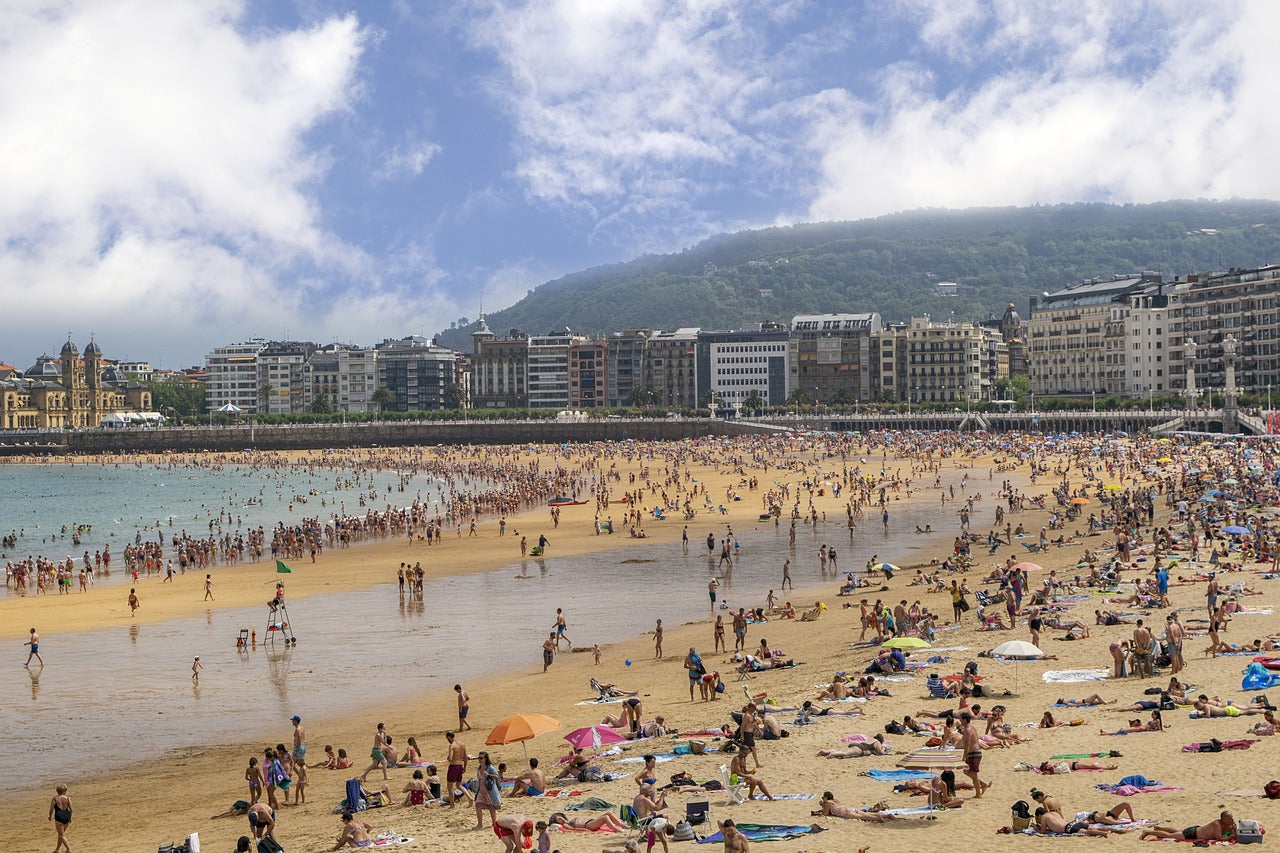 files/beach-4365491_1280.jpg